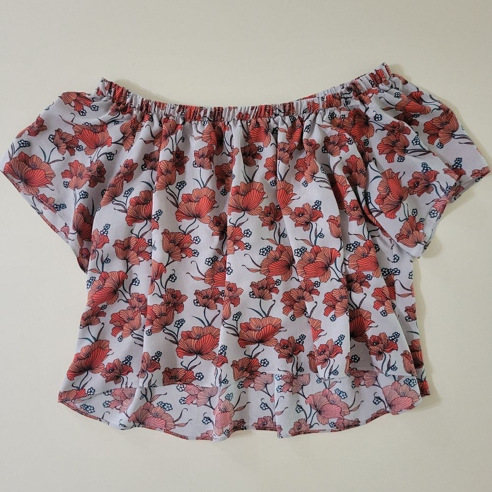 ASTR The Label Red Poppy Print Off Shoulder Crop Top Blouse - Picture 4 of 16